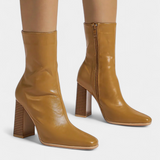 Linde Voluminous Calf Boots